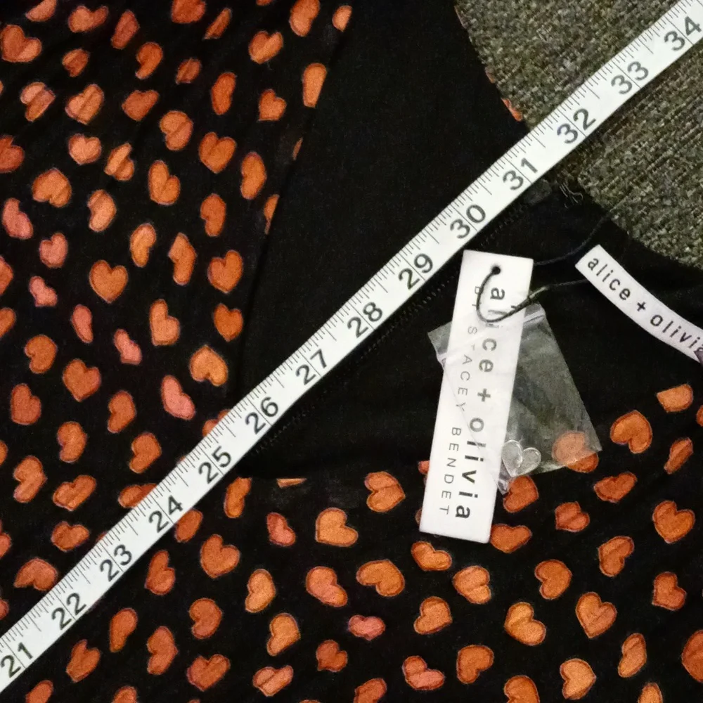 🆕️ ❤️Alice + Olivia❤️ - Mini Hearts Tessie L/S Drop Waist Dress